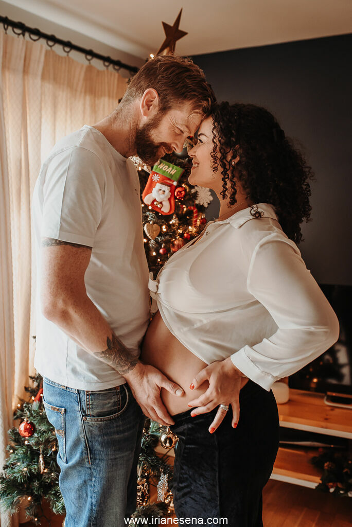 Foto Lifestyle Maternity photoshoot in Cork - at home session. Foto Lifestyle Maternity photoshoot in Cork - at home session. - Imagem 11