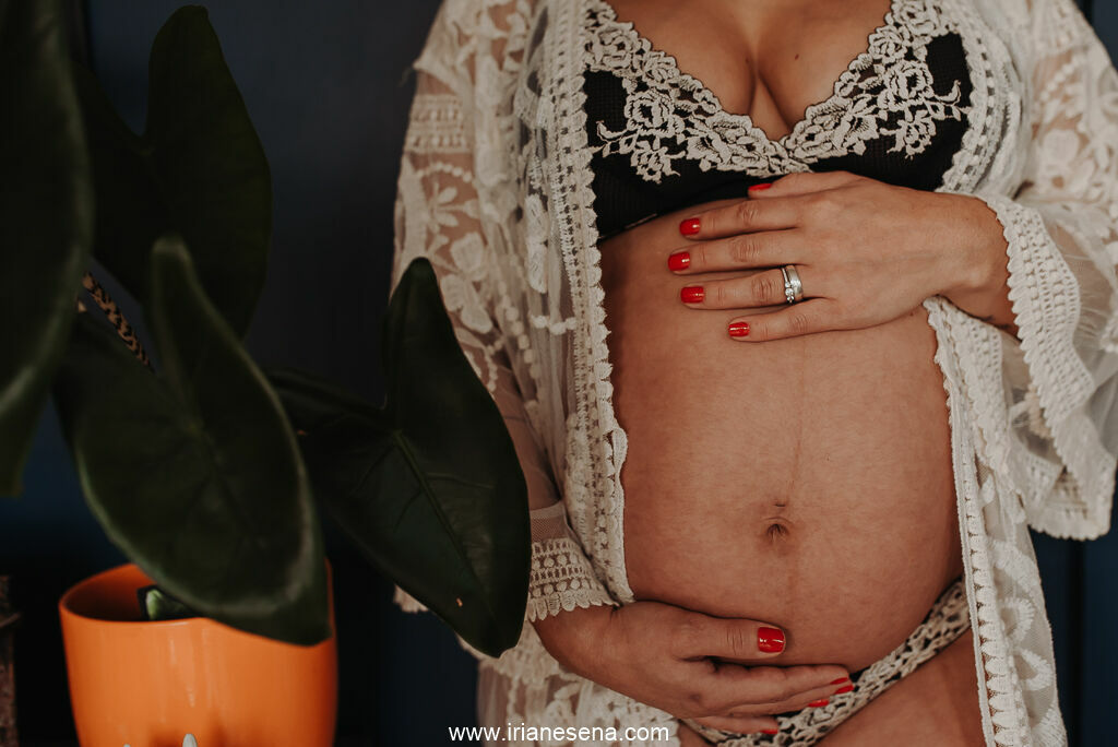 Foto Lifestyle Maternity photoshoot in Cork - at home session. Foto Lifestyle Maternity photoshoot in Cork - at home session. - Imagem 19